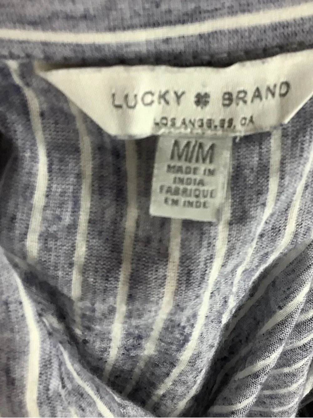 Lucky Brand Sz M Vertical Striped Lightweight Travel Vacation Button Top - Picture 4 of 5